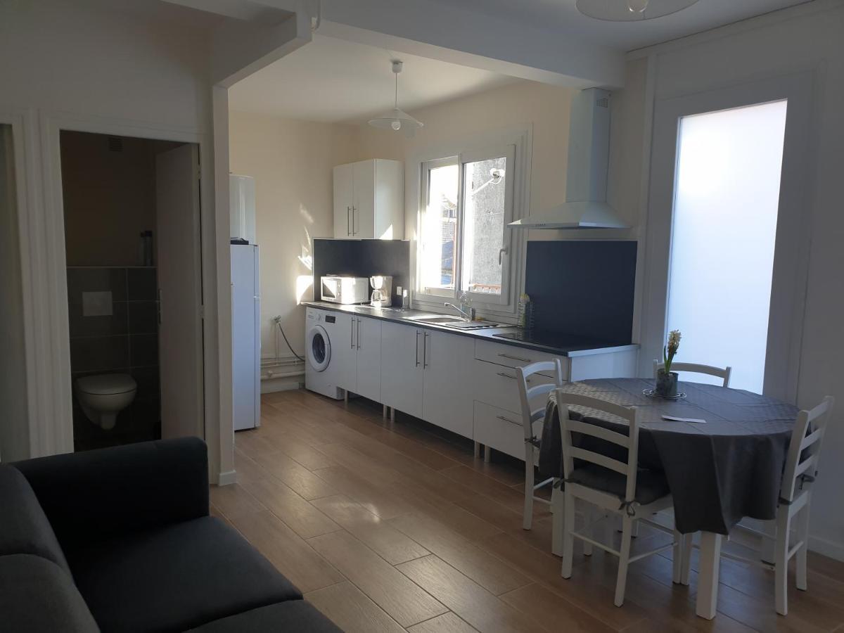 Appartement T4 Lumineux Avec Balcon - 3Eme Etage Sans Ascenseur Ταρμπ Εξωτερικό φωτογραφία